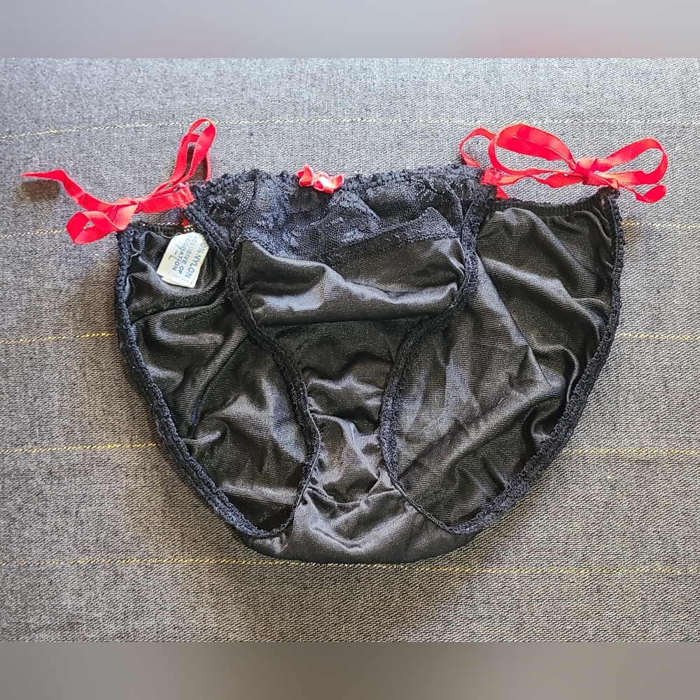 VTG 80s 90s Women's Black Sheer Panties W/Red Side Ties Sz 7/L EUC